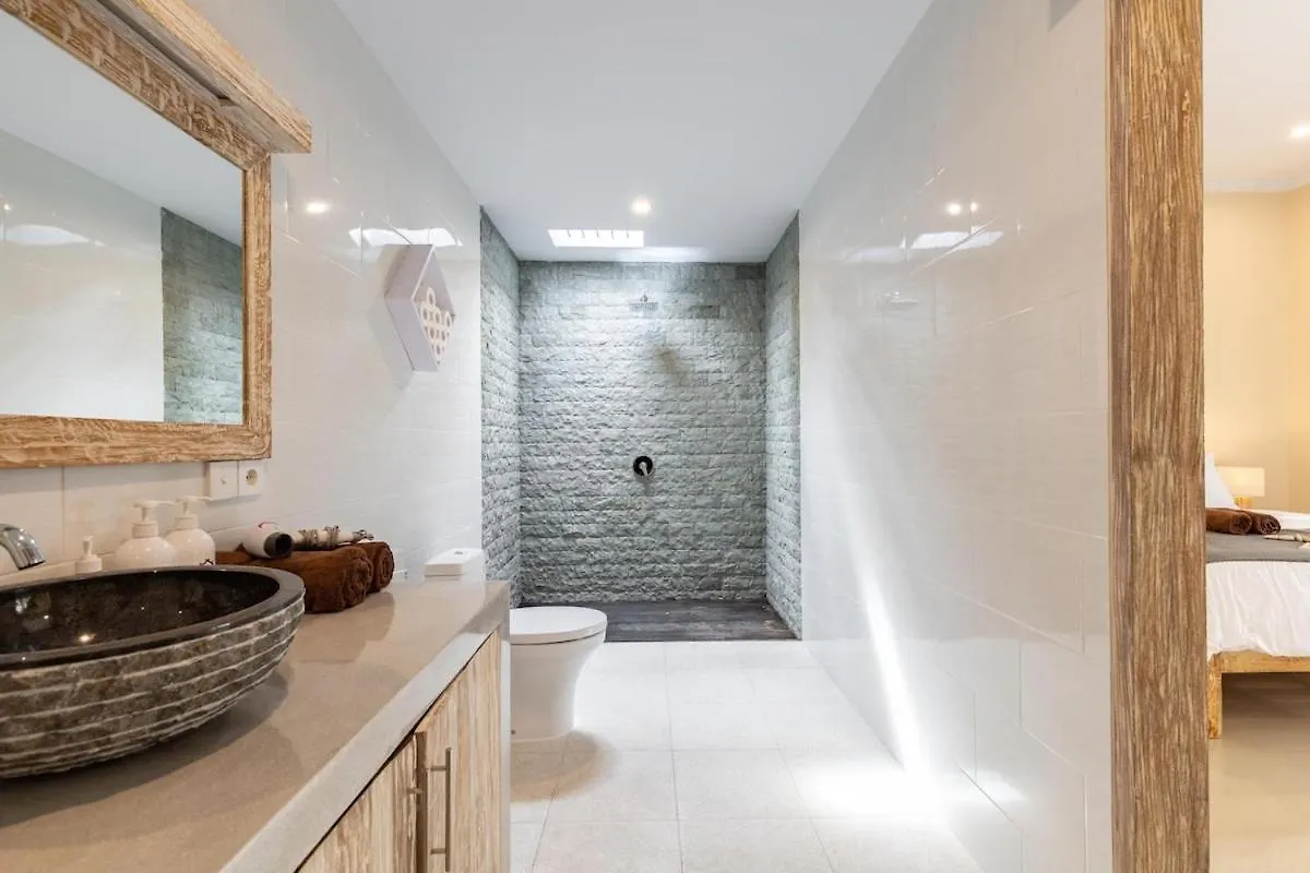 Villa Mimpi Canggu  0*, Canggu (Bali)