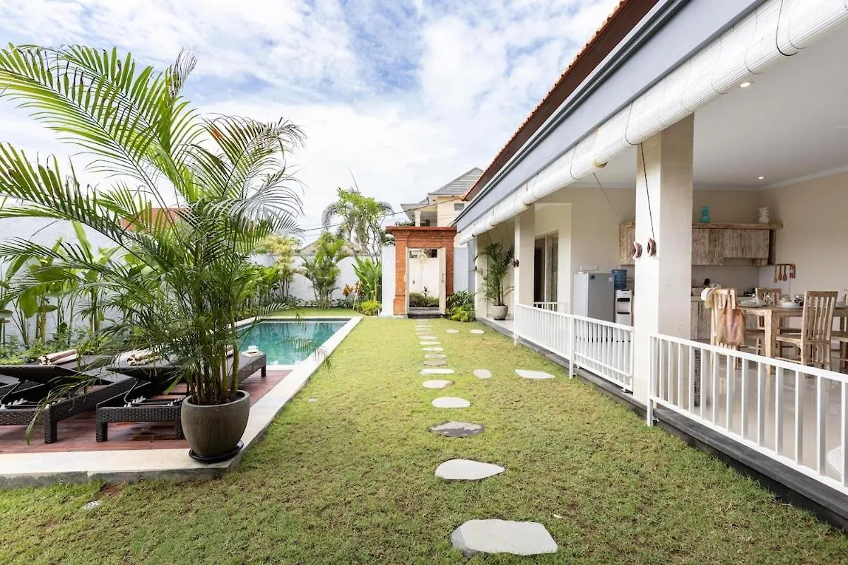 Villa Mimpi Canggu  Canggu (Bali)